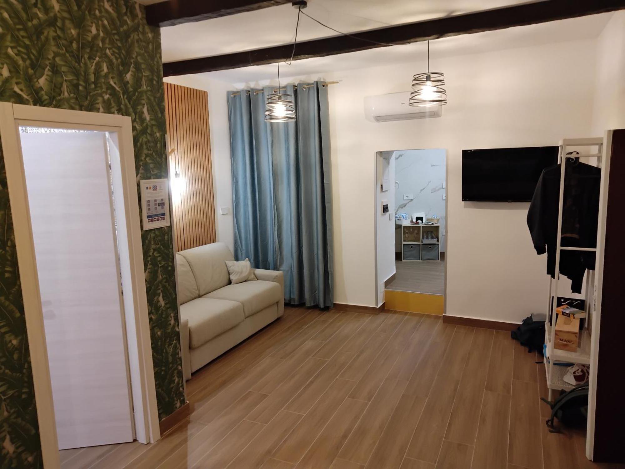 Andrew 2 Bed & Breakfast เนเปิลส์ ภายนอก รูปภาพ